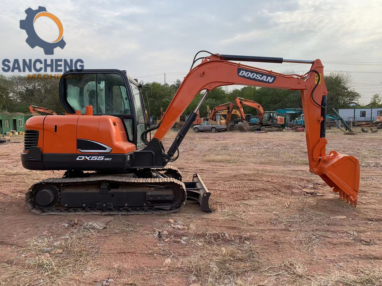 DOOSAN DX55 - حفارة: صور 3 DOOSAN DX55 - حفارة: صور 3