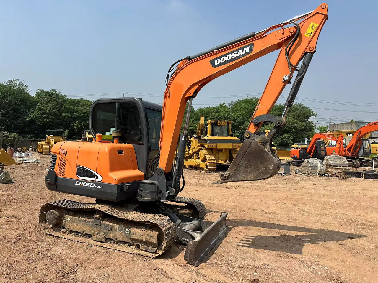 DOOSAN DX60 - حفارة مصغرة: صور 2 DOOSAN DX60 - حفارة مصغرة: صور 2