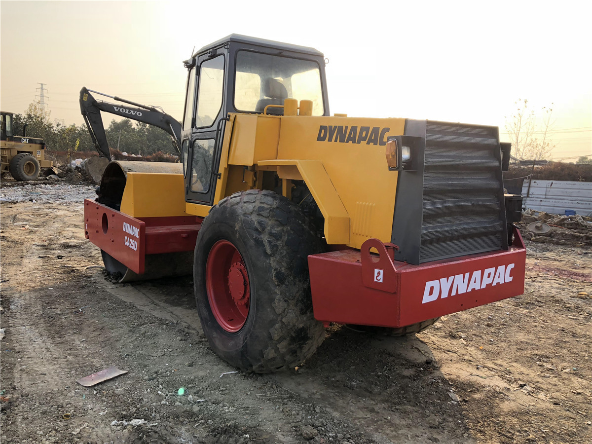 DYNAPAC CA25D - مدحلة: صور 5 DYNAPAC CA25D - مدحلة: صور 5