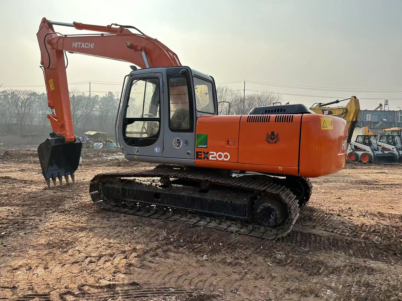 HITACHI EX200 - حفارة: صور 2 HITACHI EX200 - حفارة: صور 2
