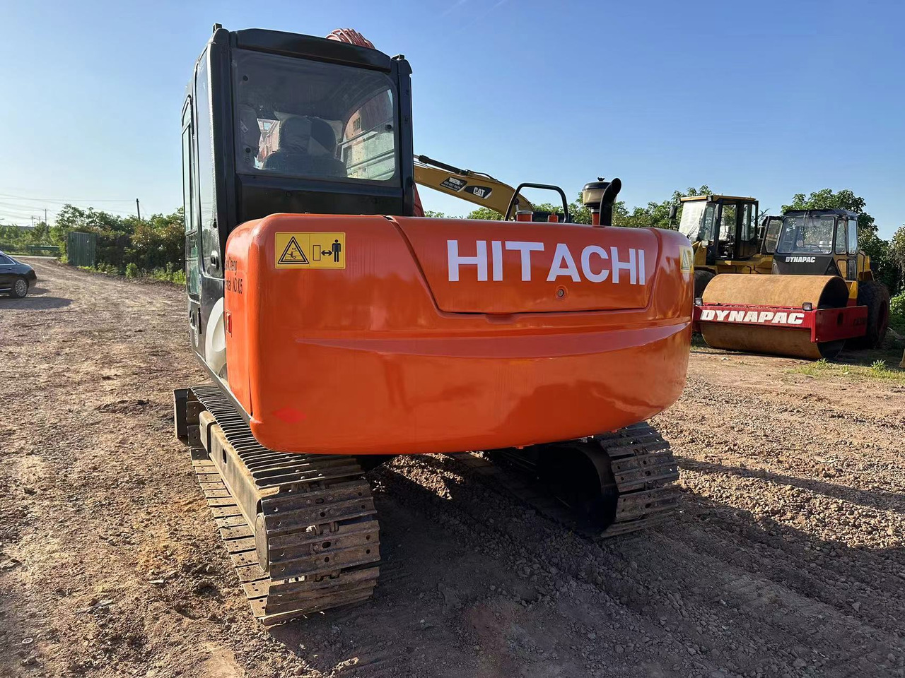 Hitachi ZX70 mini excavator - حفارة مصغرة: صور 2 Hitachi ZX70 mini excavator - حفارة مصغرة: صور 2