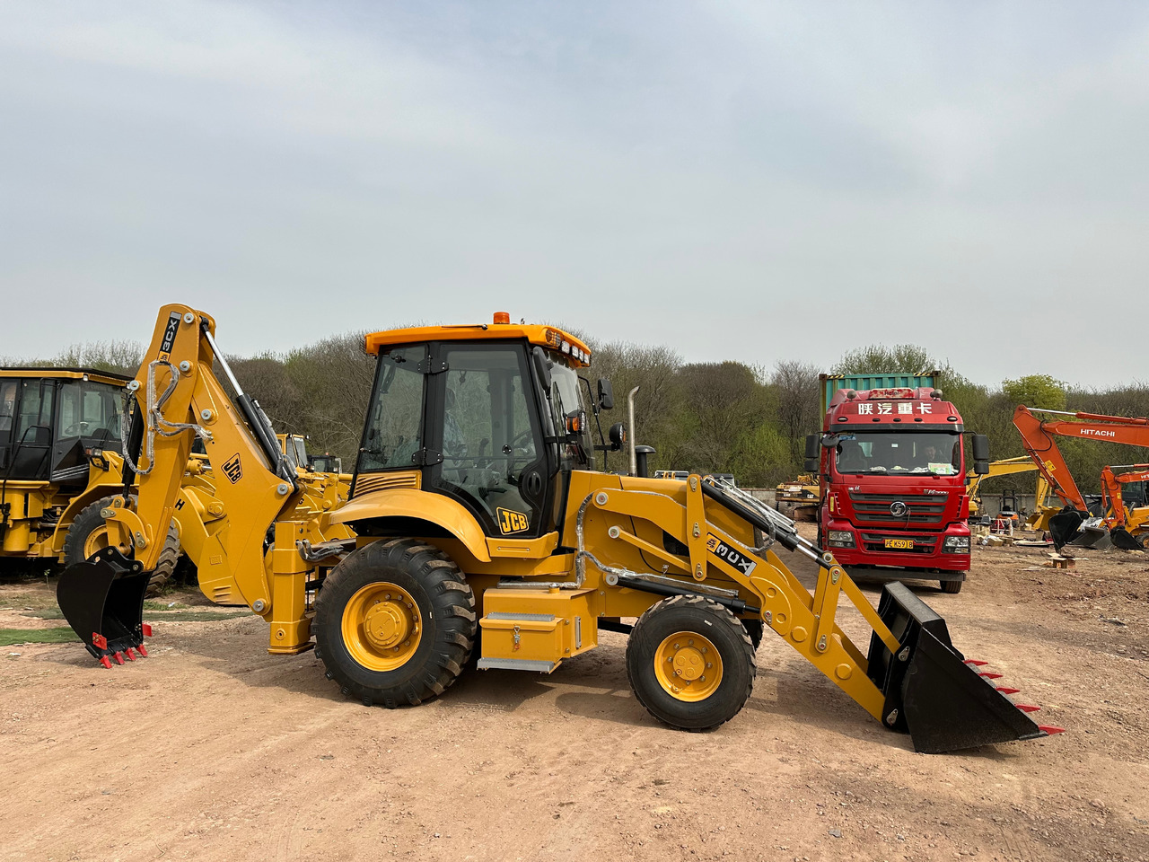 JCB 3CX - حفار متعدد الاستخدام: صور 1 JCB 3CX - حفار متعدد الاستخدام: صور 1