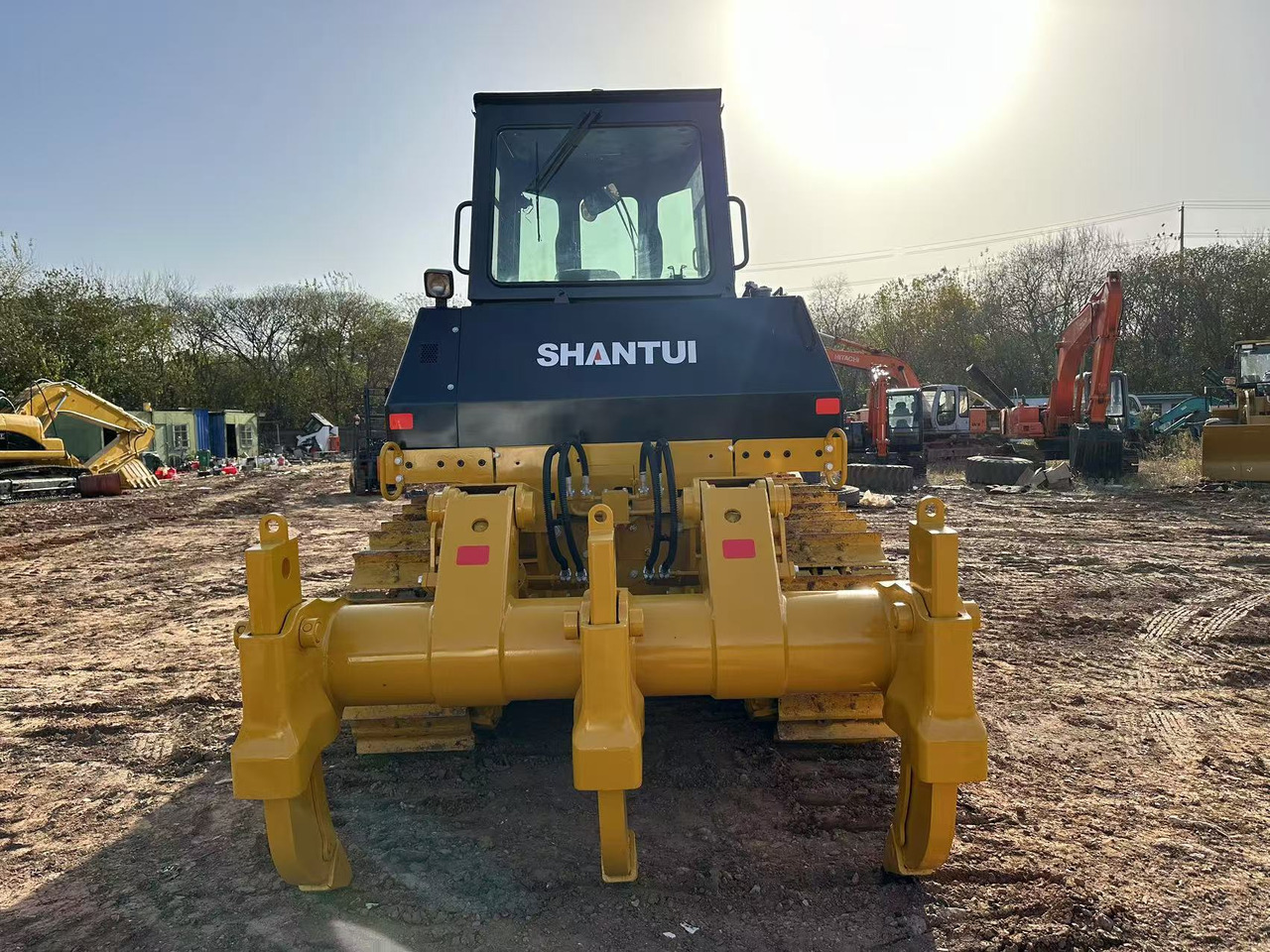 بلدوزر SHANTUI SD22: صور 6