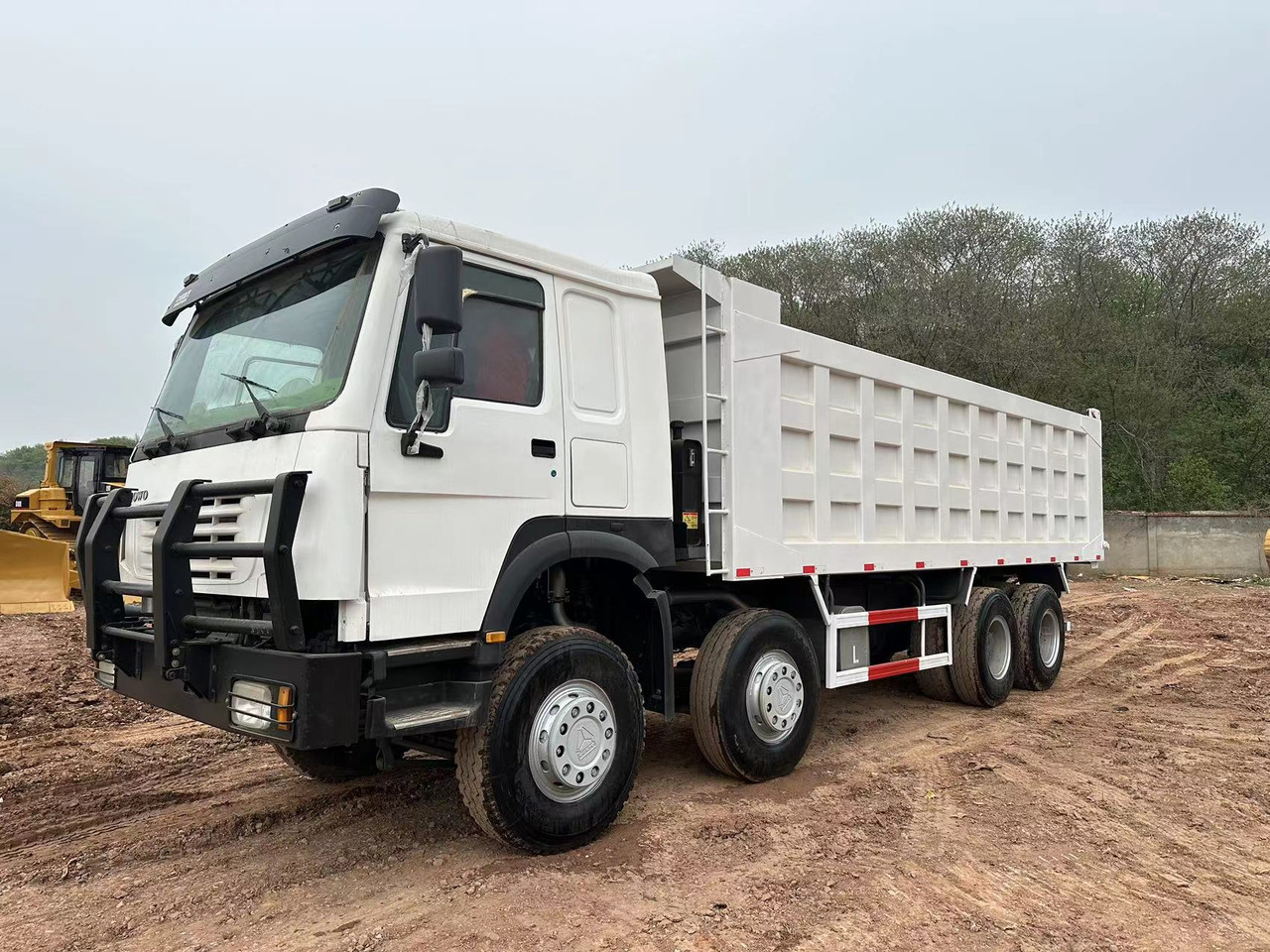 SINOTRUK HOWO 371 with Bumper - قلابات: صور 2 SINOTRUK HOWO 371 with Bumper - قلابات: صور 2
