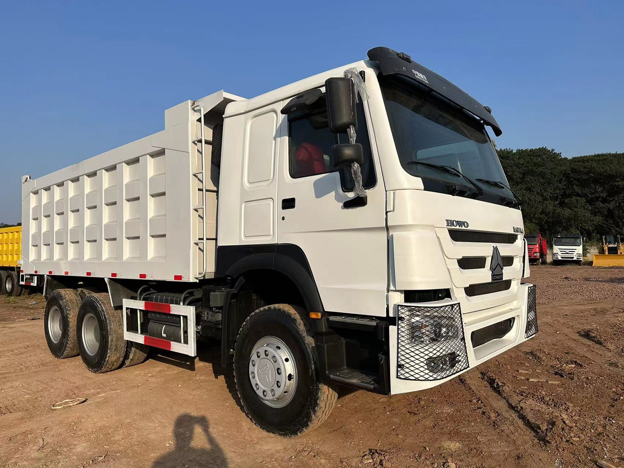 SINOTRUK HOWO 371hp 6x4 - قلابات: صور 3 SINOTRUK HOWO 371hp 6x4 - قلابات: صور 3