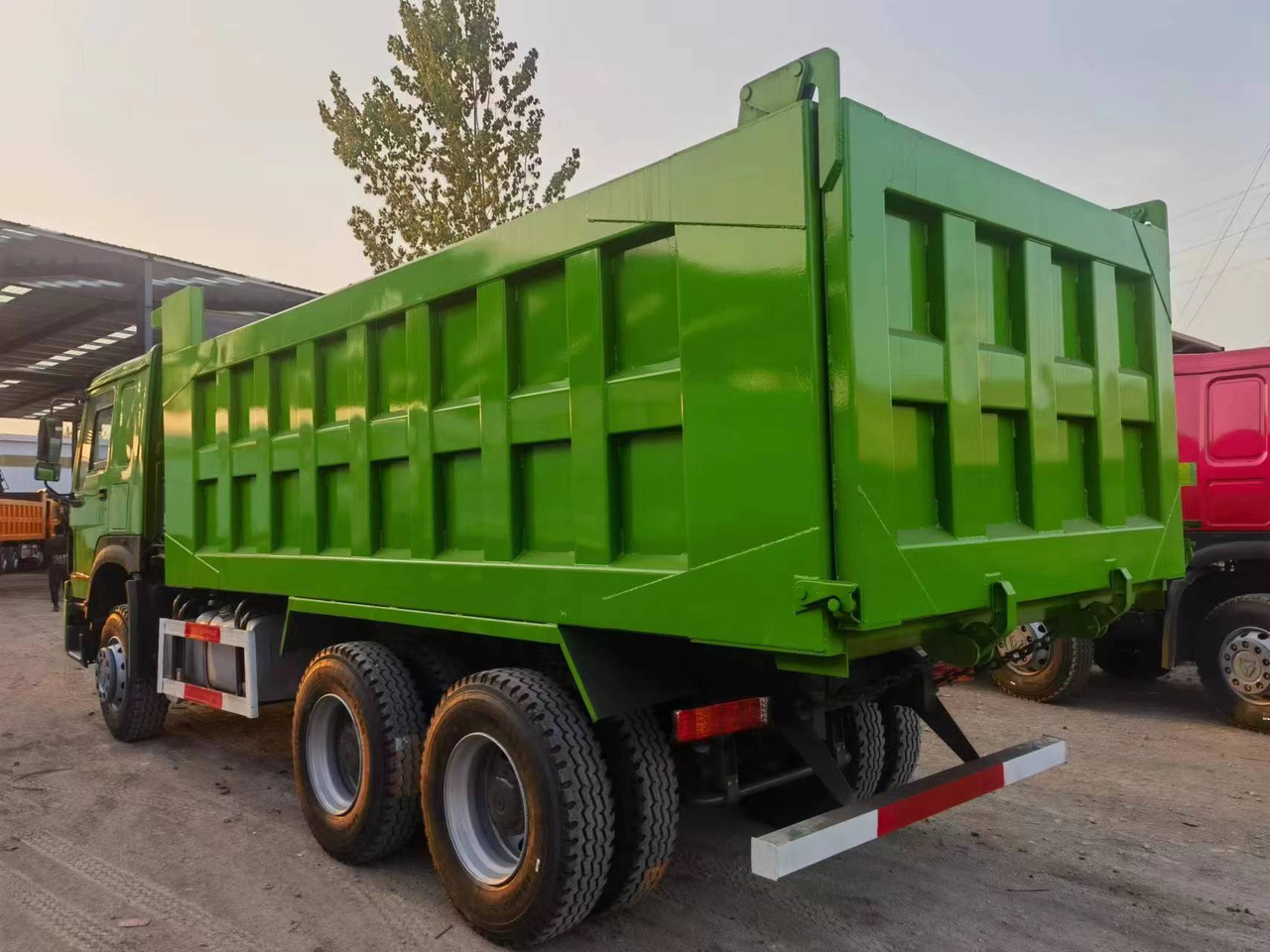 SINOTRUK HOWO 375hp 6X4 - قلابات: صور 3 SINOTRUK HOWO 375hp 6X4 - قلابات: صور 3