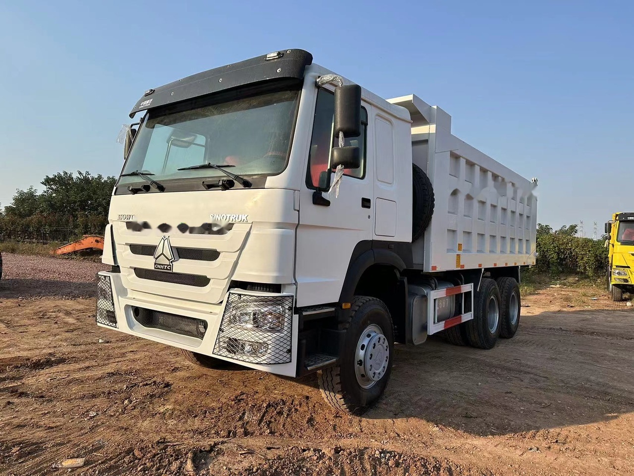 SINOTRUK HOWO HOWO 371 6x4 - قلابات: صور 2 SINOTRUK HOWO HOWO 371 6x4 - قلابات: صور 2