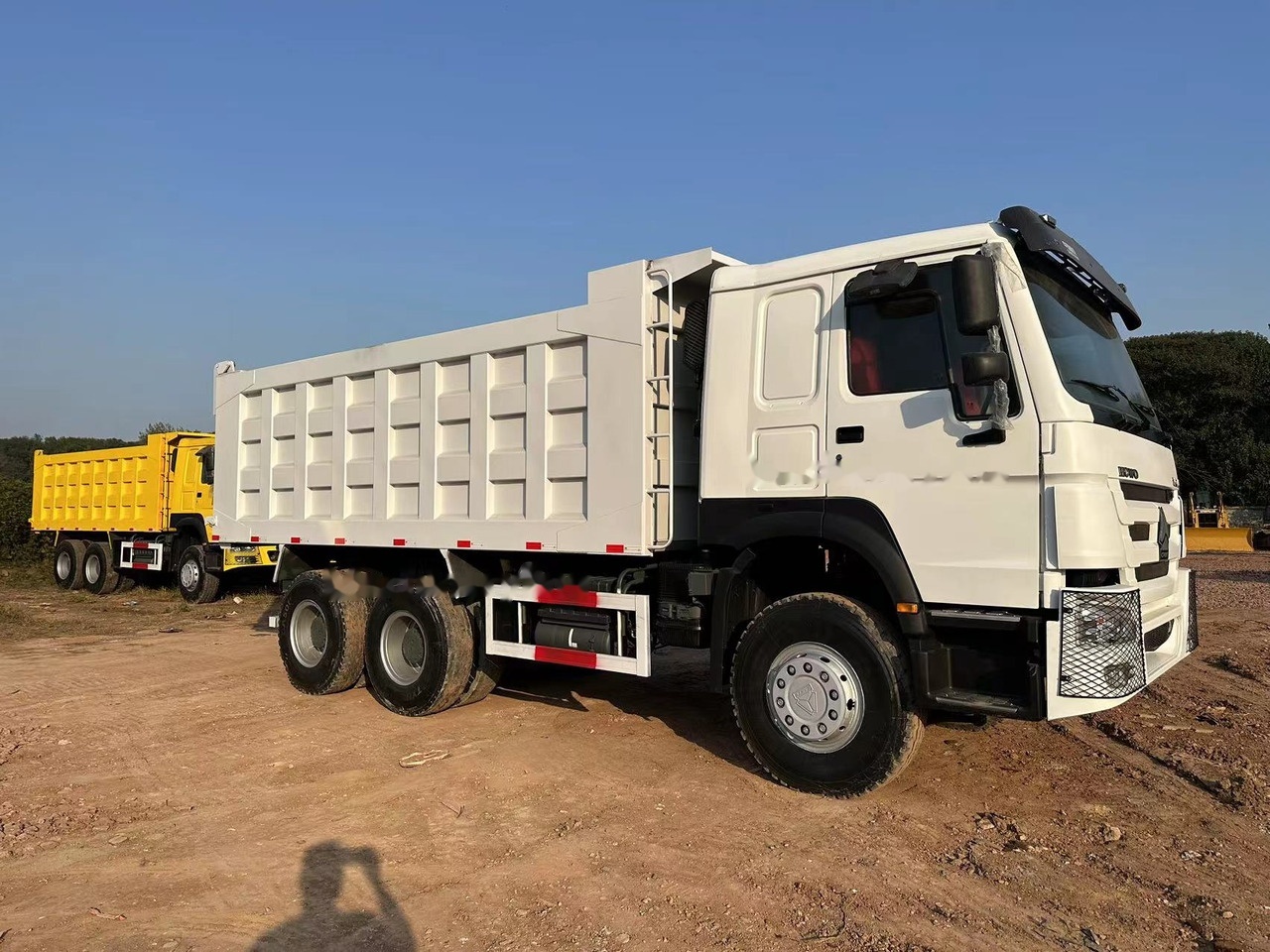 SINOTRUK HOWO HOWO 371 6x4 - قلابات: صور 5 SINOTRUK HOWO HOWO 371 6x4 - قلابات: صور 5