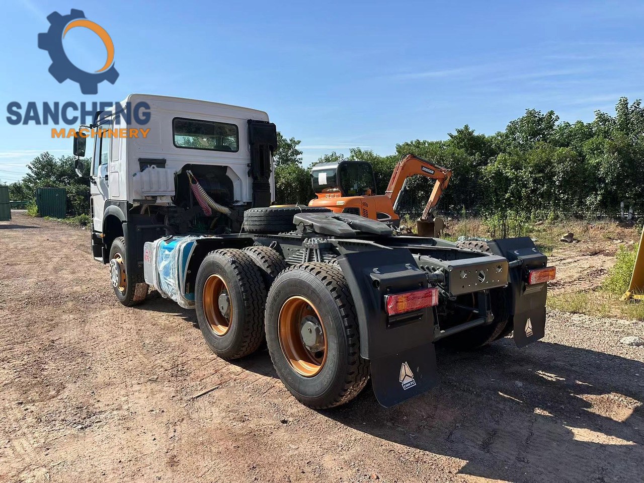 SINOTRUK HOWO Truck Head 371 - شاحنة جرار: صور 5 SINOTRUK HOWO Truck Head 371 - شاحنة جرار: صور 5