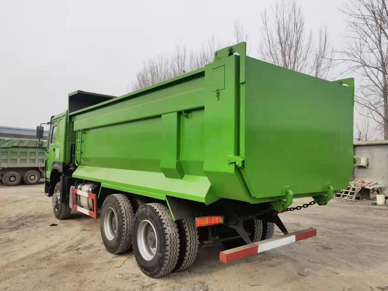 SINOTRUK Howo 6x4 Dump truck 371hp - قلابات: صور 4 SINOTRUK Howo 6x4 Dump truck 371hp - قلابات: صور 4