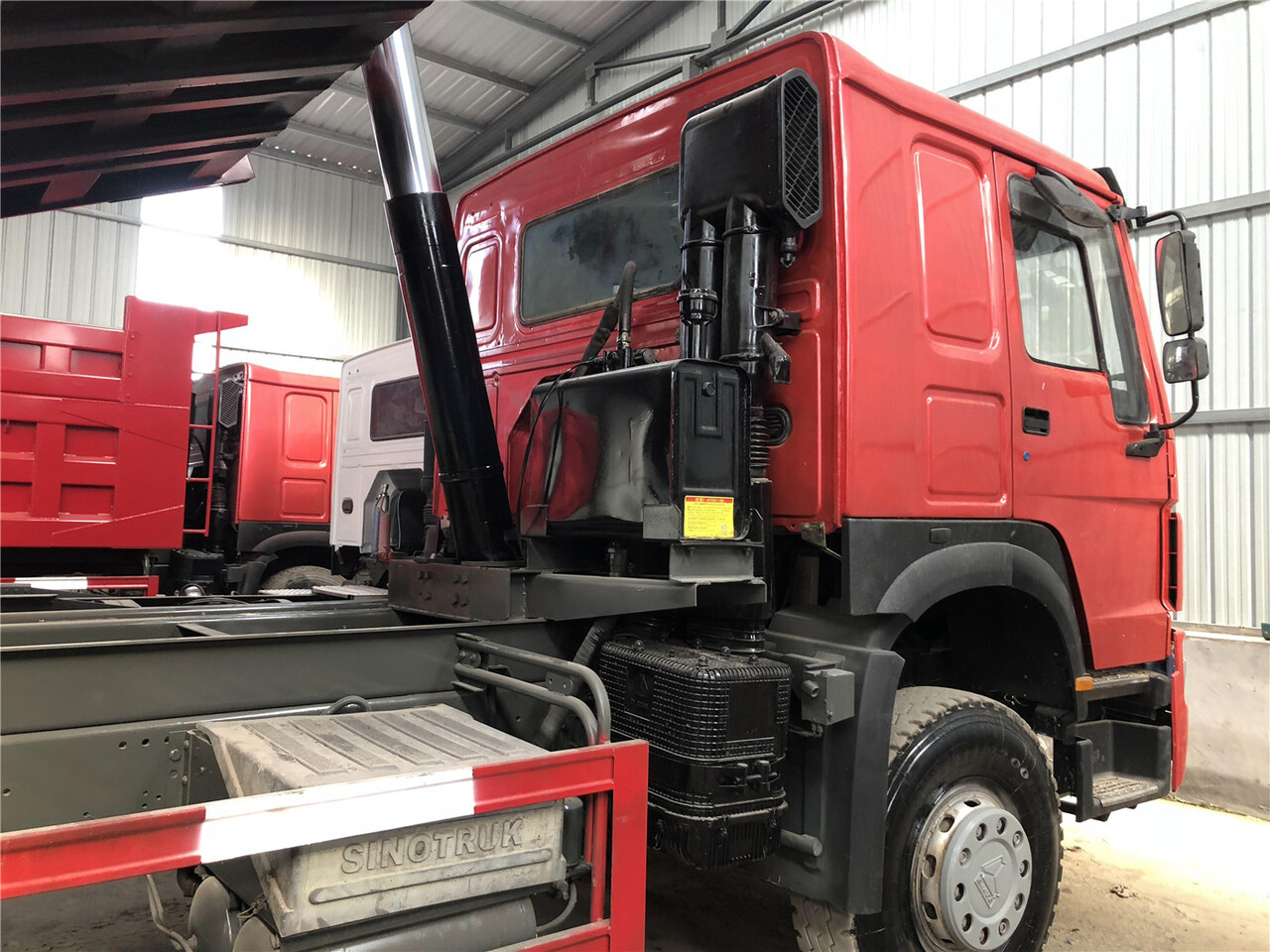 SINOTRUK Howo Dump truck 371 - قلابات: صور 4 SINOTRUK Howo Dump truck 371 - قلابات: صور 4