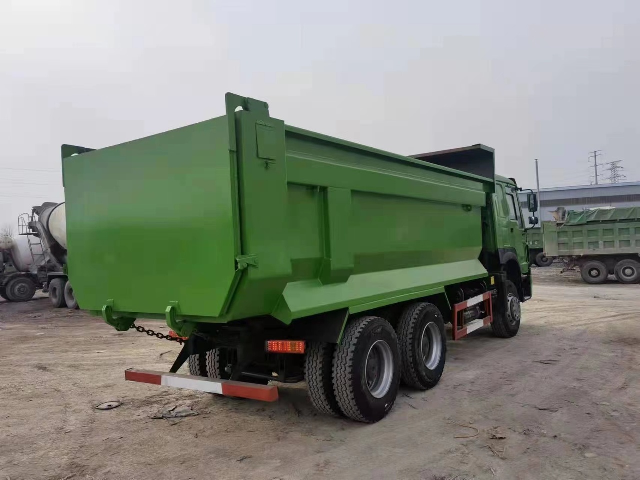 SINOTRUK Howo Dump truck 371 - قلابات: صور 5 SINOTRUK Howo Dump truck 371 - قلابات: صور 5