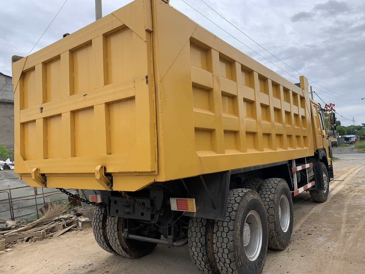SINOTRUK Howo Dump truck 371 - قلابات: صور 2 SINOTRUK Howo Dump truck 371 - قلابات: صور 2