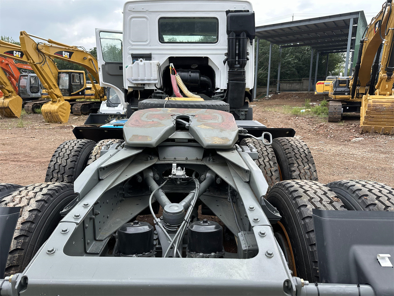 تأجير SINOTRUK Howo tractor unit 420hp SINOTRUK Howo tractor unit 420hp: صور 7