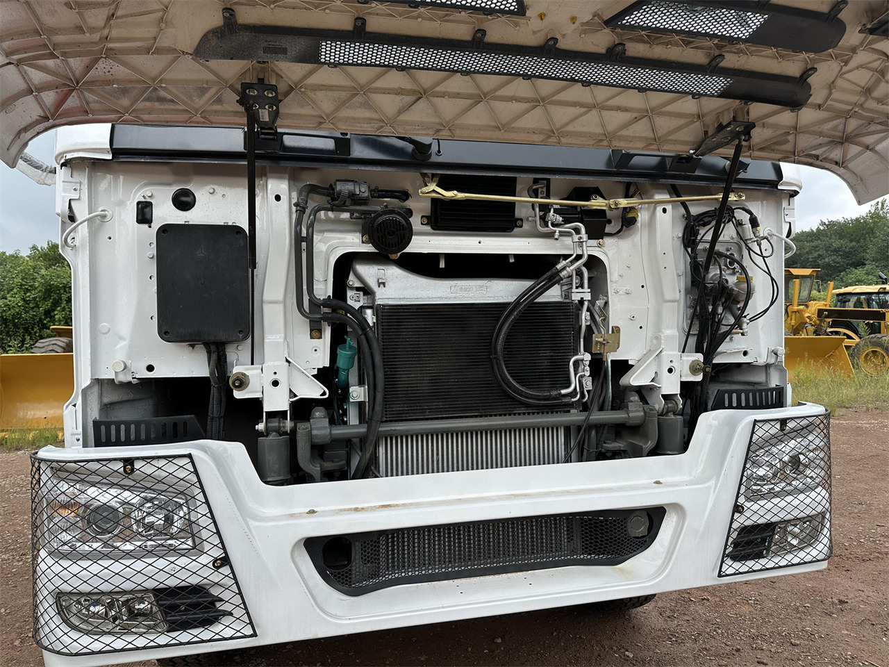 تأجير SINOTRUK Howo tractor unit 420hp SINOTRUK Howo tractor unit 420hp: صور 8