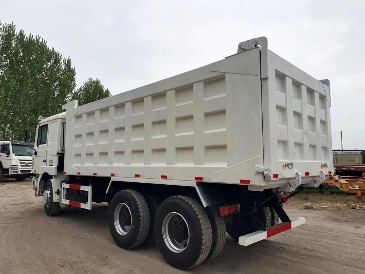 Shacman F3000 Dump Truck - قلابات: صور 5 Shacman F3000 Dump Truck - قلابات: صور 5