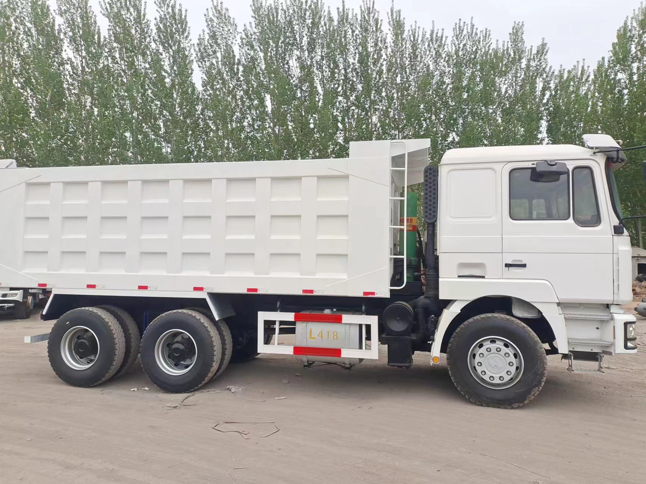 Shacman F3000 Dump Truck - قلابات: صور 4 Shacman F3000 Dump Truck - قلابات: صور 4