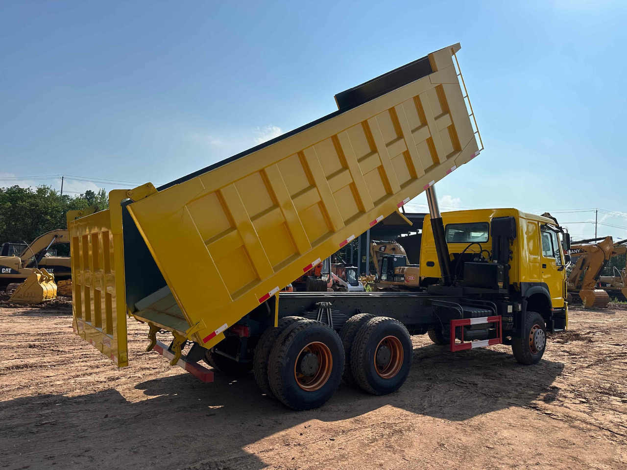 Sinotruk HOWO 400hp 6X4 - قلابات: صور 3 Sinotruk HOWO 400hp 6X4 - قلابات: صور 3