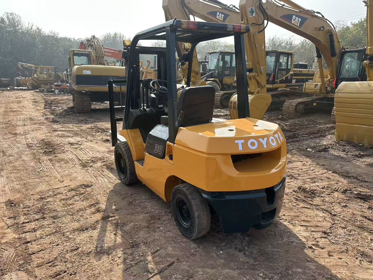 Toyota 30 - رافعة شوكية ديزل: صور 4 Toyota 30 - رافعة شوكية ديزل: صور 4