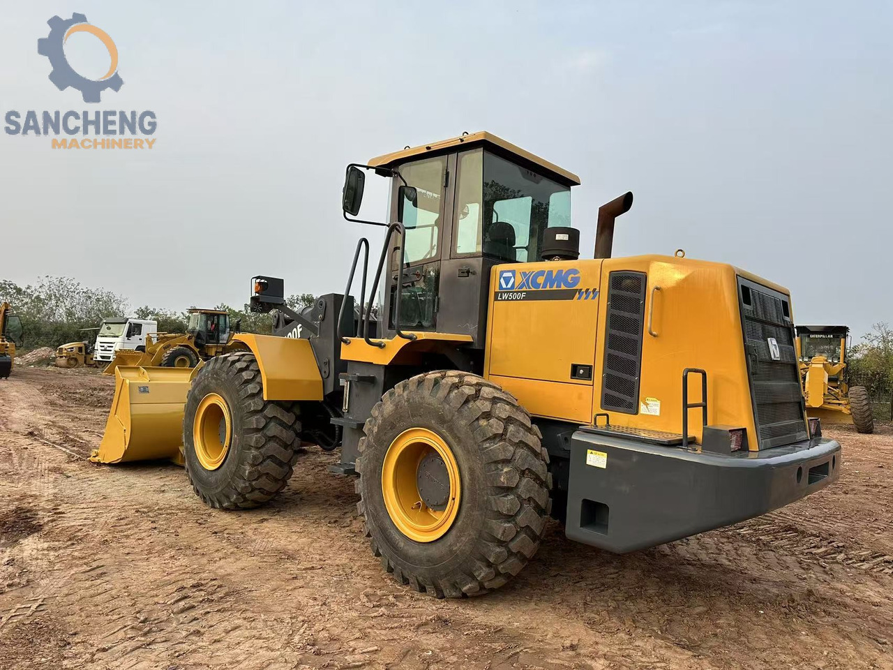 XCMG LW500F - اللودر بعجل: صور 4 XCMG LW500F - اللودر بعجل: صور 4