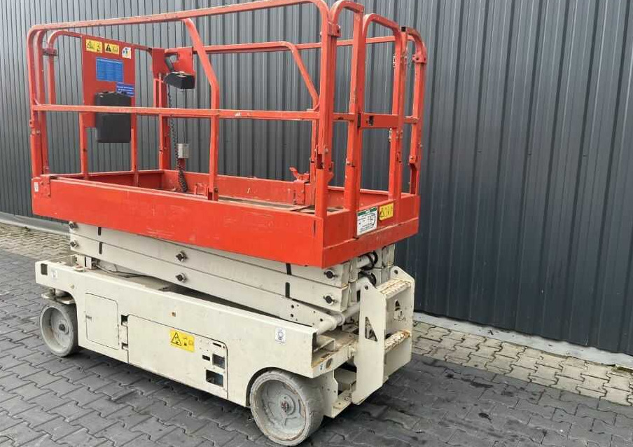 Genie GS-2046 - رافعات مقصية: صور 3 Genie GS-2046 - رافعات مقصية: صور 3
