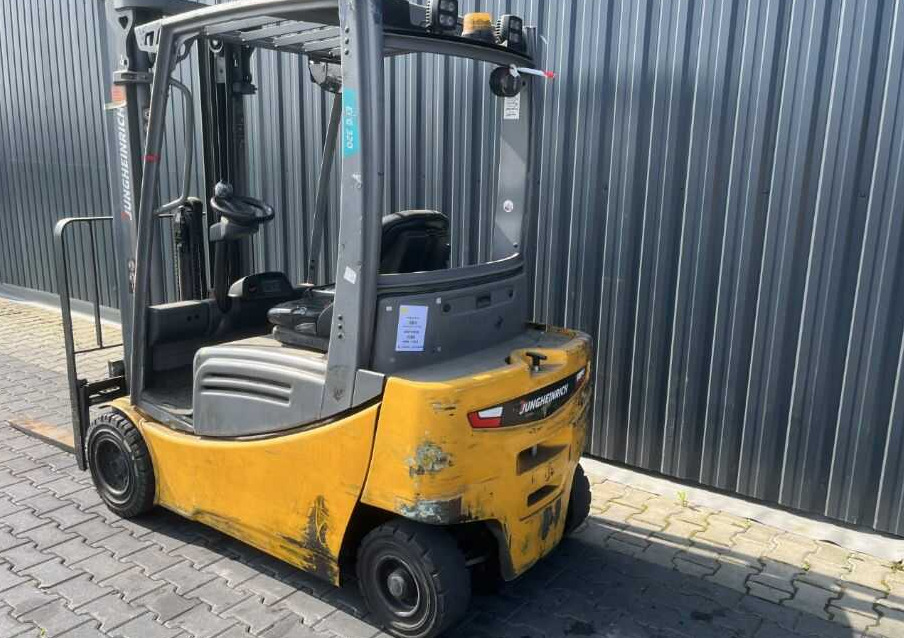 Jungheinrich EFG320 - رافعة شوكية كهربائية: صور 3 Jungheinrich EFG320 - رافعة شوكية كهربائية: صور 3