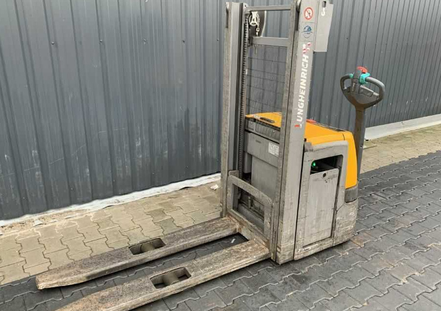 Jungheinrich EJC214 - معدات تكديس: صور 1 Jungheinrich EJC214 - معدات تكديس: صور 1