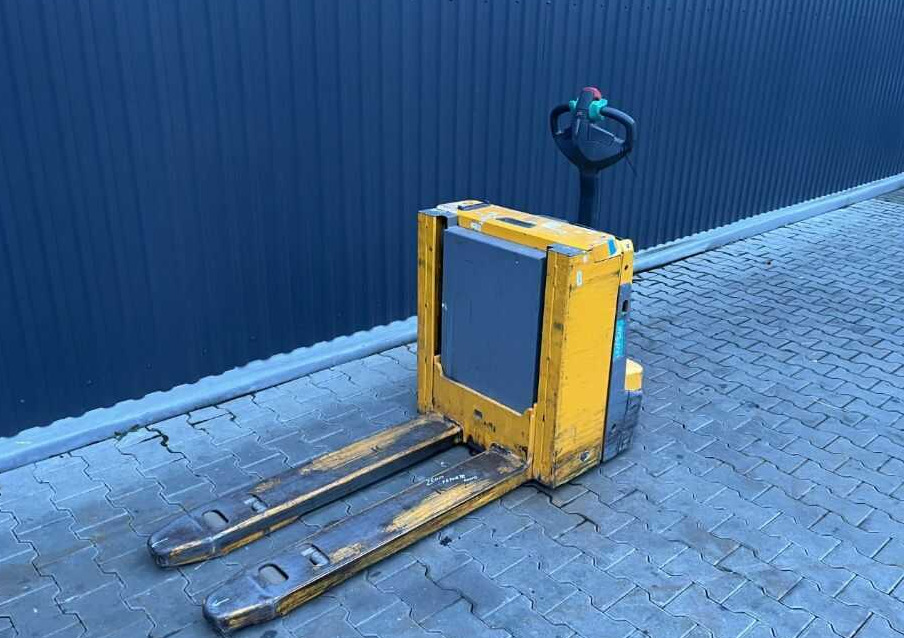 Jungheinrich EJEC20 - معدات الرفع منخفض المستوى: صور 1 Jungheinrich EJEC20 - معدات الرفع منخفض المستوى: صور 1