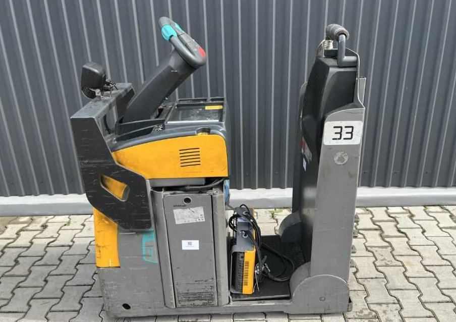 Jungheinrich EZS130 - جرار السحب الكهربائي: صور 2 Jungheinrich EZS130 - جرار السحب الكهربائي: صور 2
