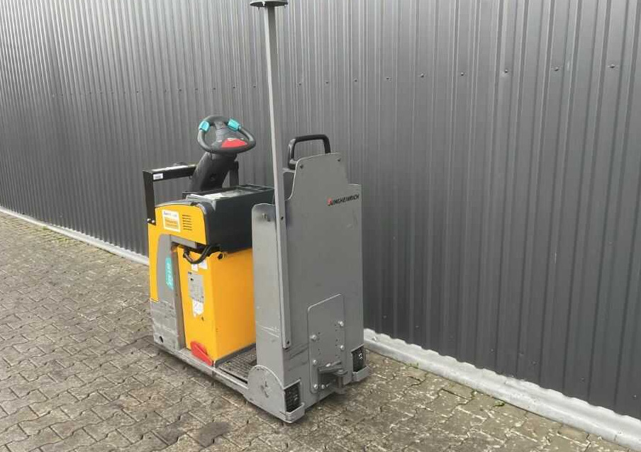 Jungheinrich EZS130 - جرار السحب الكهربائي: صور 3 Jungheinrich EZS130 - جرار السحب الكهربائي: صور 3