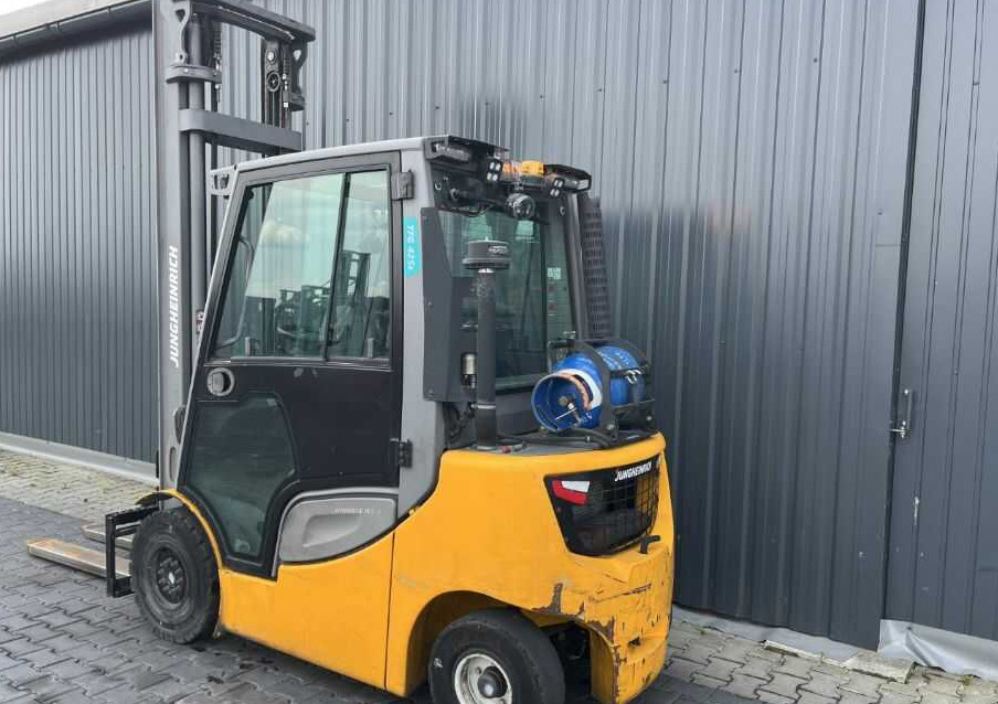 Jungheinrich TFG425s - رافعة شوكية تعمل بالغاز: صور 3 Jungheinrich TFG425s - رافعة شوكية تعمل بالغاز: صور 3