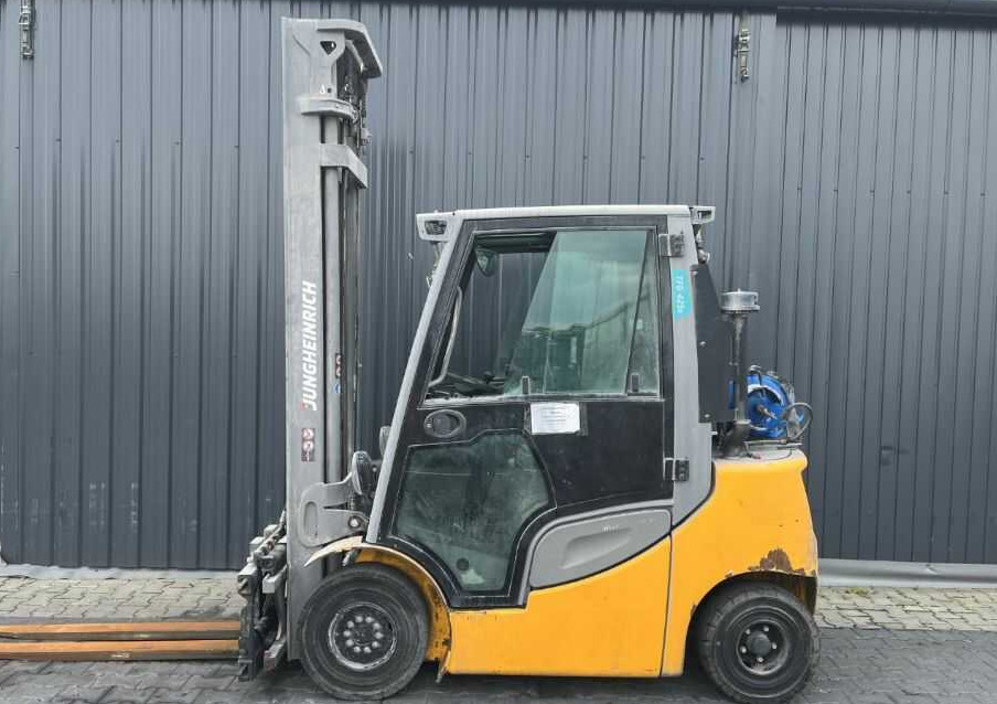 Jungheinrich TFG425s - رافعة شوكية تعمل بالغاز: صور 2 Jungheinrich TFG425s - رافعة شوكية تعمل بالغاز: صور 2
