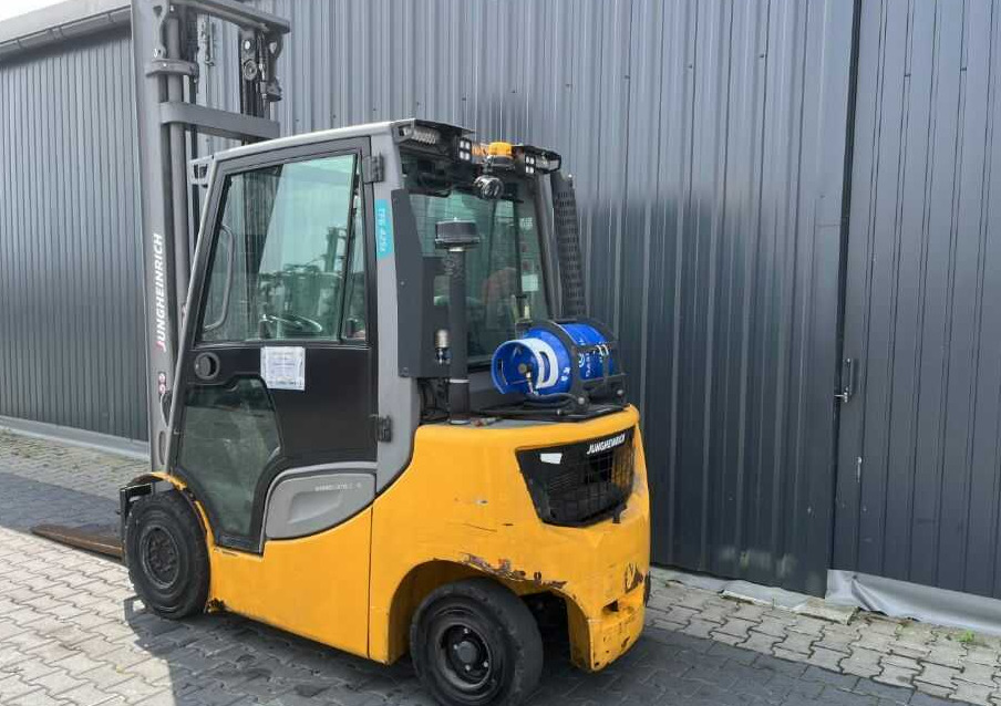 Jungheinrich TFG425s - رافعة شوكية تعمل بالغاز: صور 3 Jungheinrich TFG425s - رافعة شوكية تعمل بالغاز: صور 3