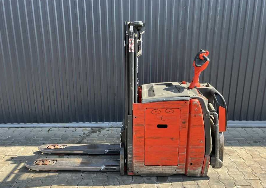 Linde D10AP - معدات تكديس: صور 2 Linde D10AP - معدات تكديس: صور 2