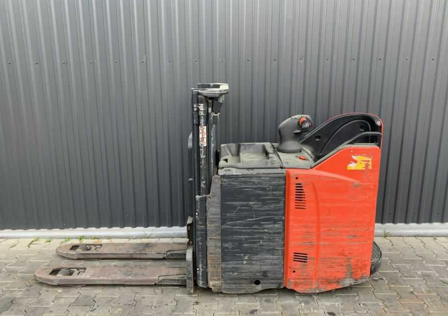 Linde D12SP - معدات الرفع منخفض المستوى: صور 2 Linde D12SP - معدات الرفع منخفض المستوى: صور 2