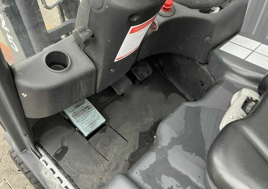 رافعة شوكية كهربائية Linde E16-02: صور 10 رافعة شوكية كهربائية Linde E16-02: صور 10