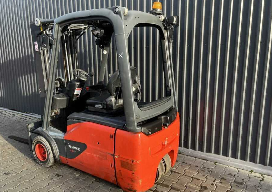 Linde E18-02 - رافعة شوكية كهربائية: صور 3 Linde E18-02 - رافعة شوكية كهربائية: صور 3