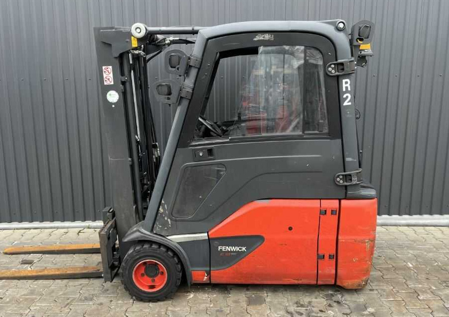Linde E18L-02 - رافعة شوكية كهربائية: صور 2 Linde E18L-02 - رافعة شوكية كهربائية: صور 2