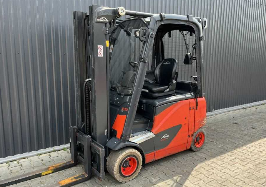 Linde E20PH-02 - رافعة شوكية كهربائية: صور 1 Linde E20PH-02 - رافعة شوكية كهربائية: صور 1