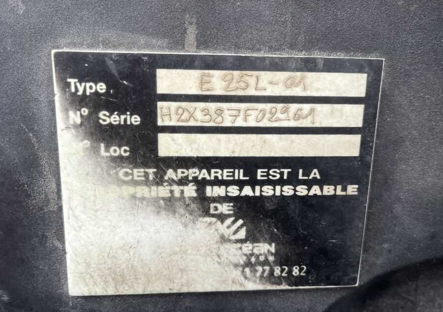Linde E25L-01 - رافعة شوكية كهربائية: صور 5 Linde E25L-01 - رافعة شوكية كهربائية: صور 5