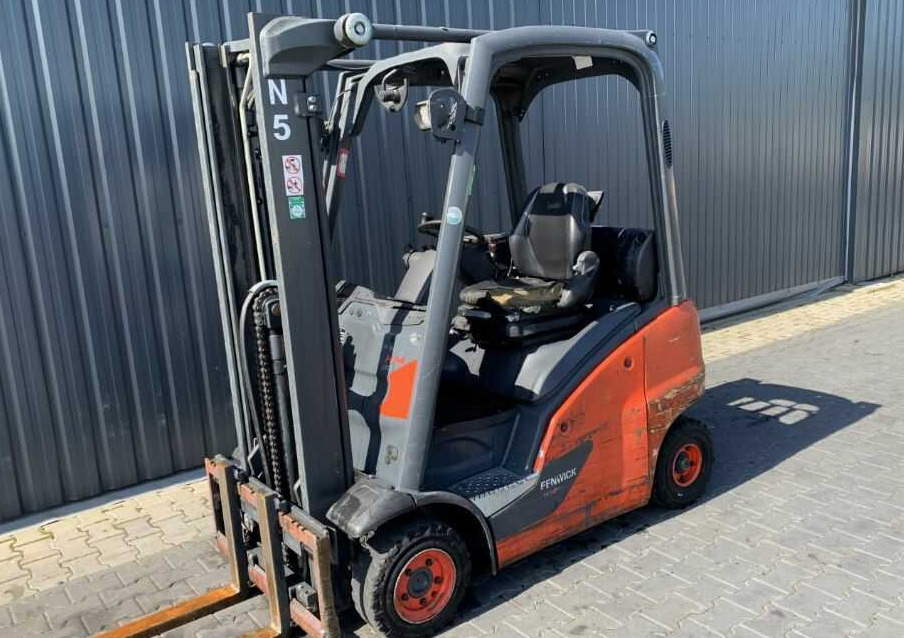 Linde H14T-01 - رافعة شوكية تعمل بالغاز: صور 1 Linde H14T-01 - رافعة شوكية تعمل بالغاز: صور 1