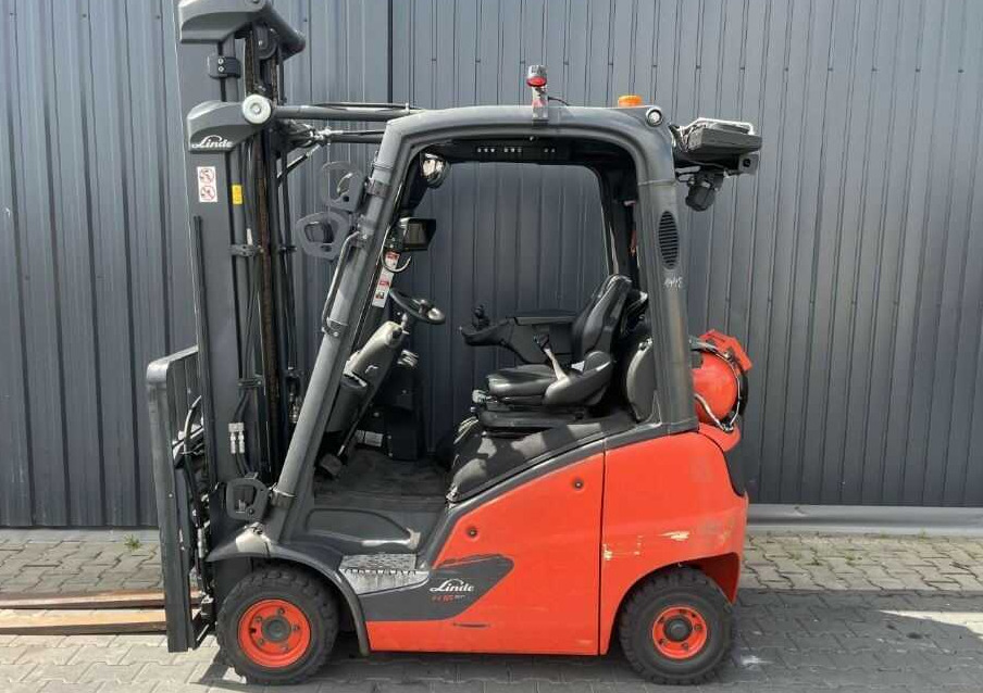 Linde H16T-01 - رافعة شوكية تعمل بالغاز: صور 2 Linde H16T-01 - رافعة شوكية تعمل بالغاز: صور 2