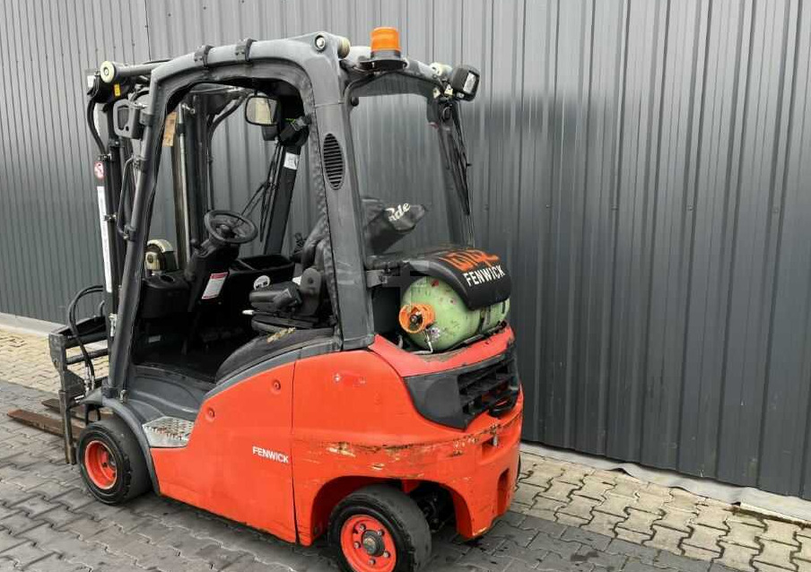 Linde H18T-01 - رافعة شوكية تعمل بالغاز: صور 3 Linde H18T-01 - رافعة شوكية تعمل بالغاز: صور 3