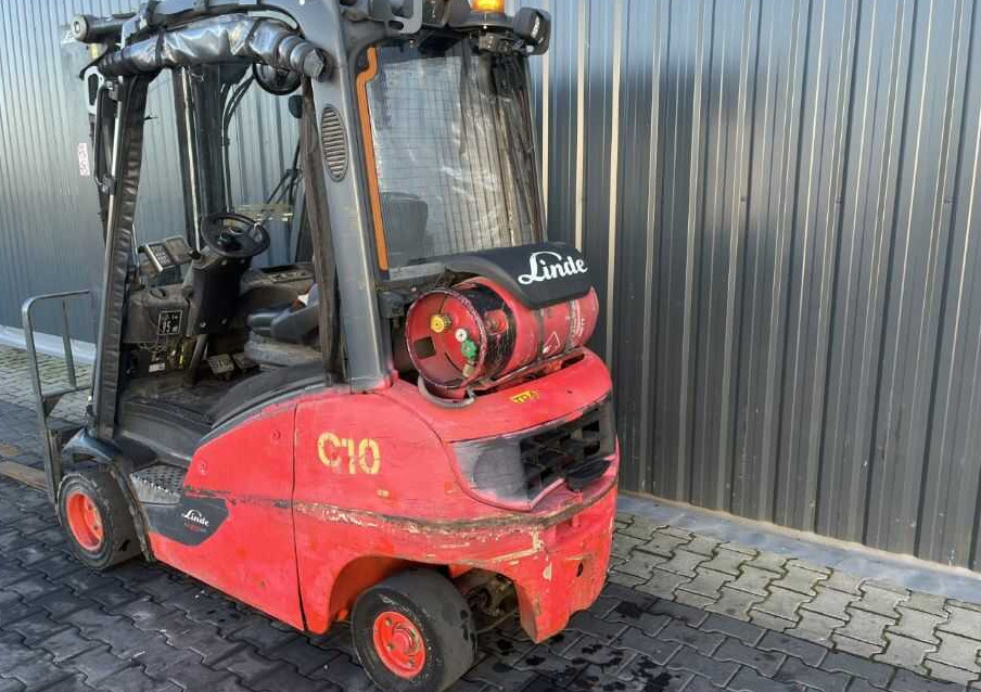 Linde H20T-01 - رافعة شوكية تعمل بالغاز: صور 3 Linde H20T-01 - رافعة شوكية تعمل بالغاز: صور 3