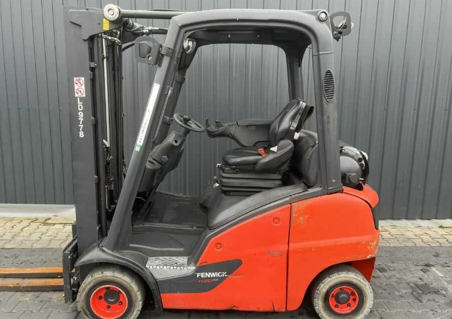 Linde H20T-01 - رافعة شوكية تعمل بالغاز: صور 2 Linde H20T-01 - رافعة شوكية تعمل بالغاز: صور 2