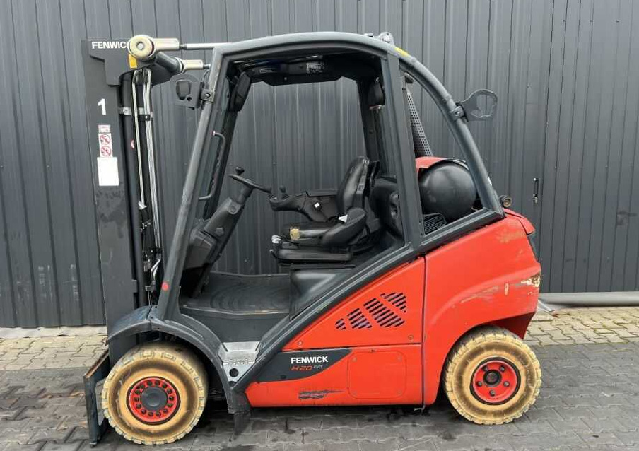 Linde H20T-02/600 - رافعة شوكية تعمل بالغاز: صور 2 Linde H20T-02/600 - رافعة شوكية تعمل بالغاز: صور 2