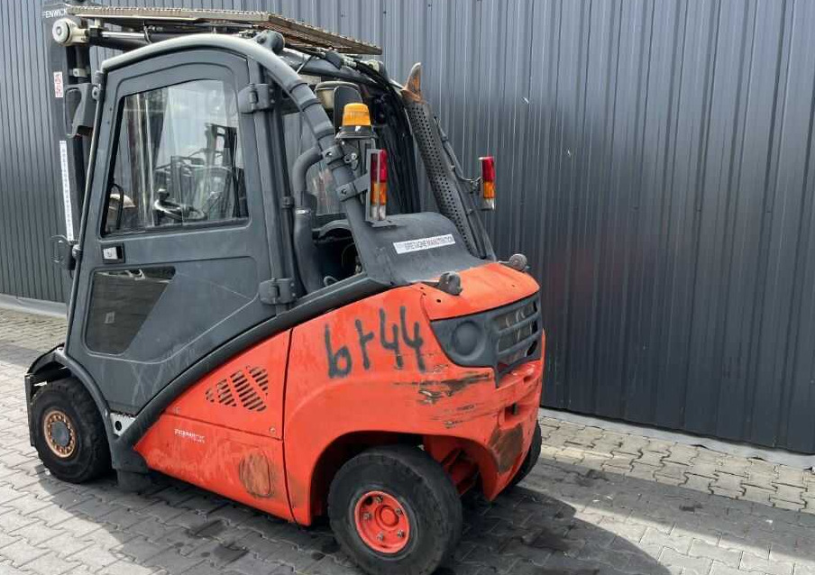 Linde H25T-01 - رافعة شوكية تعمل بالغاز: صور 3 Linde H25T-01 - رافعة شوكية تعمل بالغاز: صور 3