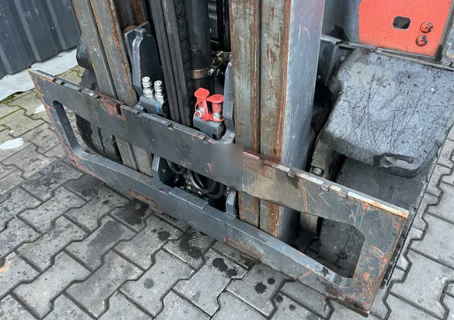 Linde H25T-02 - رافعة شوكية تعمل بالغاز: صور 4 Linde H25T-02 - رافعة شوكية تعمل بالغاز: صور 4