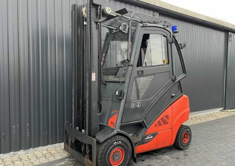 Linde H30D-02 - رافعة شوكية ديزل: صور 1 Linde H30D-02 - رافعة شوكية ديزل: صور 1