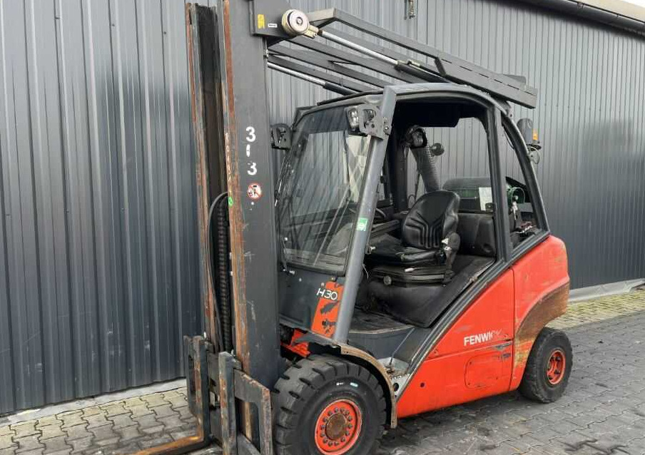 Linde H30T - رافعة شوكية تعمل بالغاز: صور 1 Linde H30T - رافعة شوكية تعمل بالغاز: صور 1